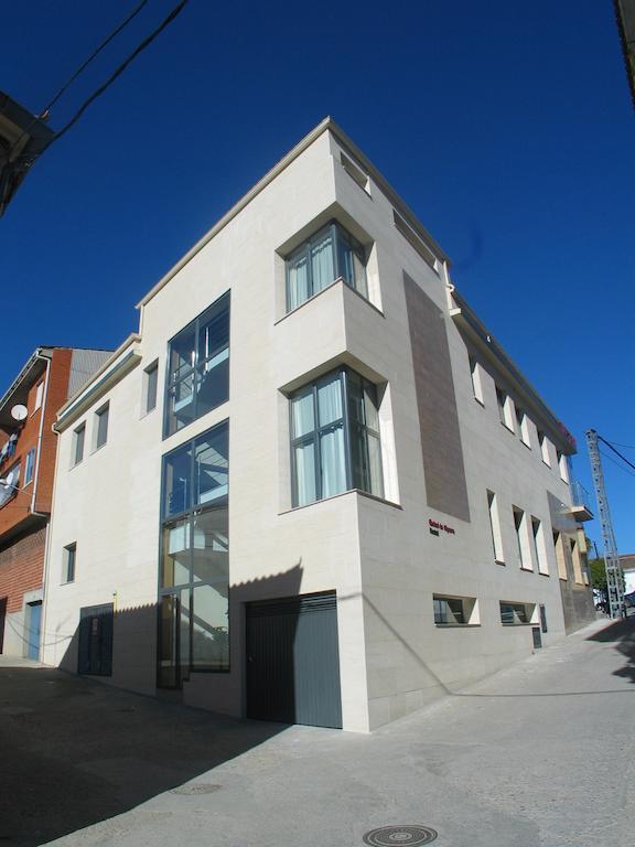 Hostal Ciudad De Caparra Carcaboso Buitenkant foto